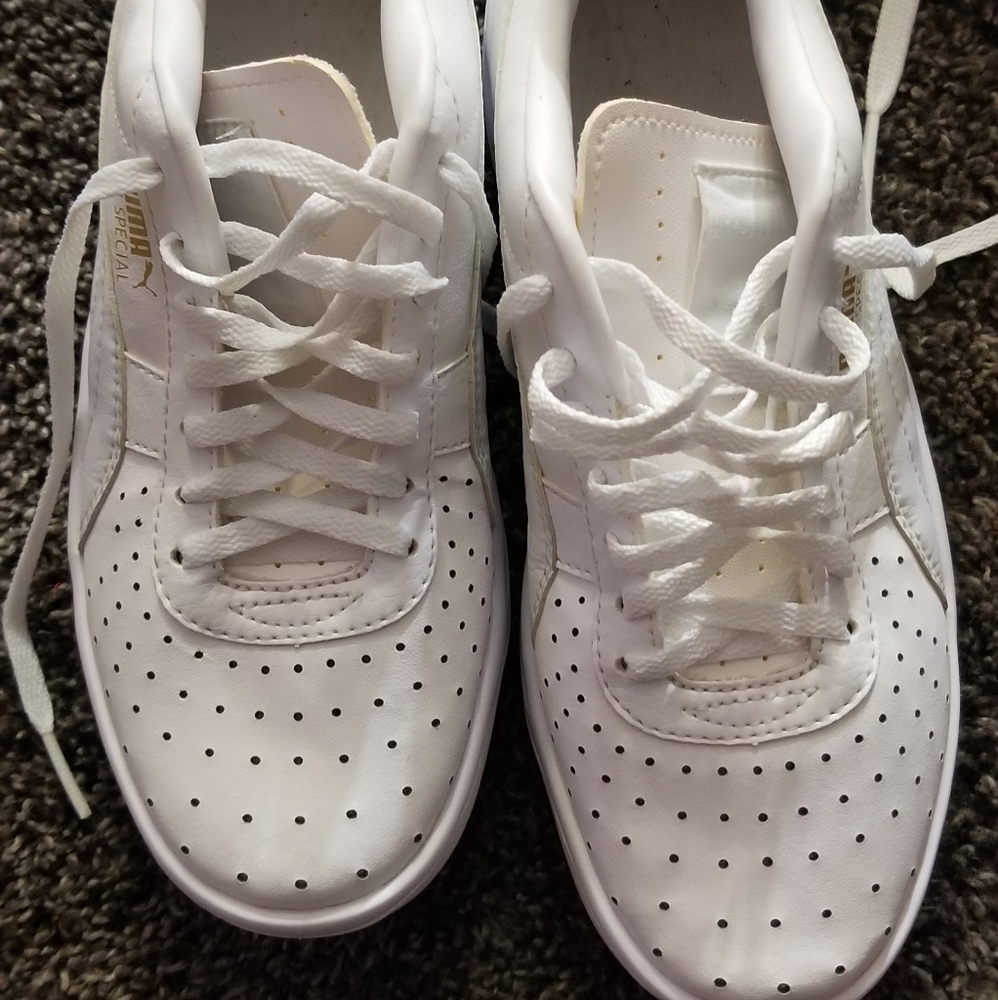 Puma sneakers